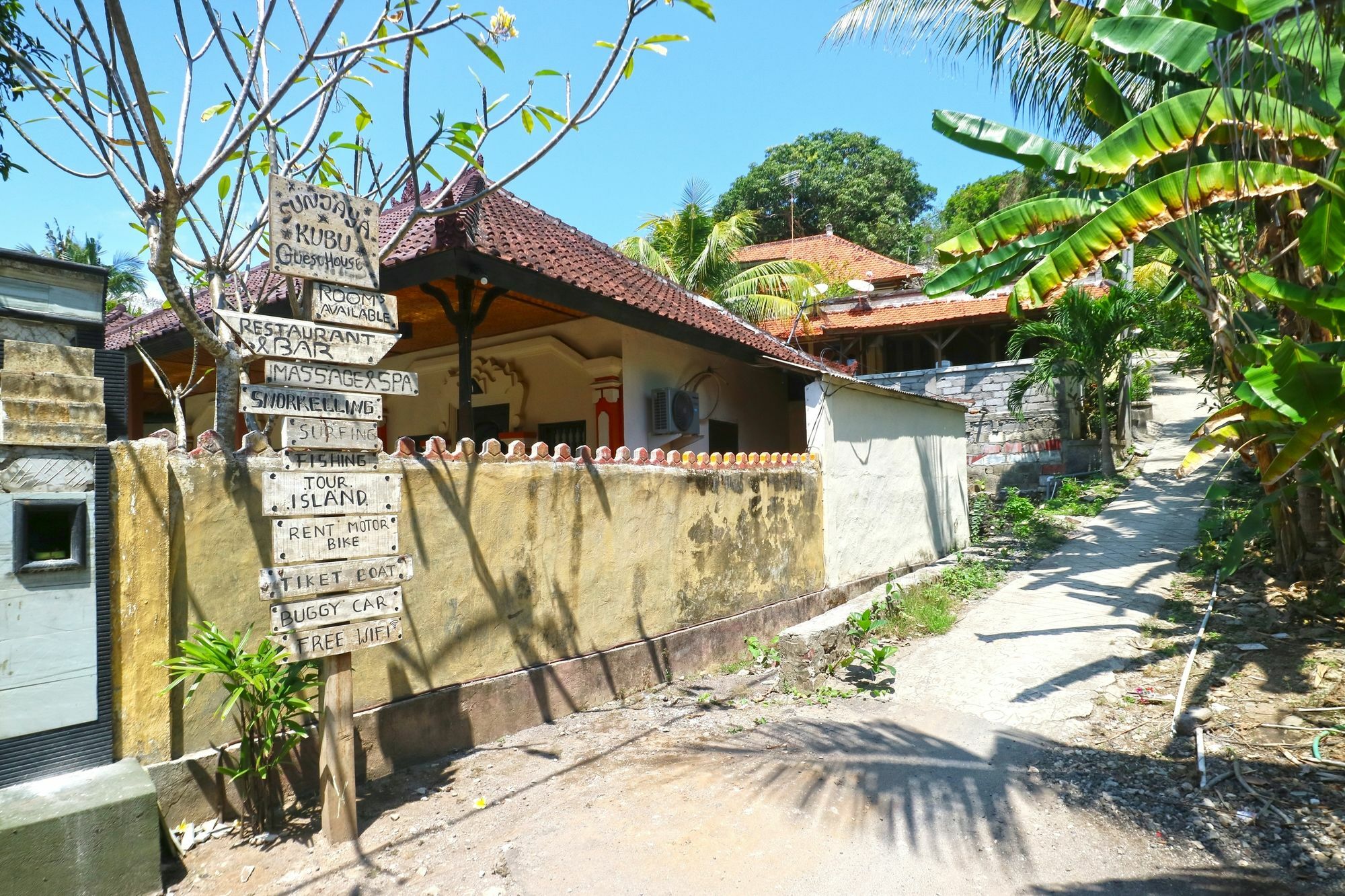 Sunjaya Kubu Guesthouse Lembongan Eksteriør bilde